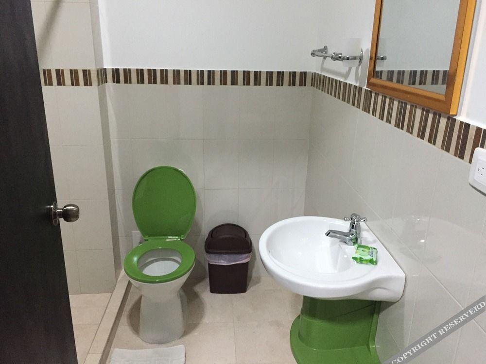 Hostal Central Beach San Andrés エクステリア 写真