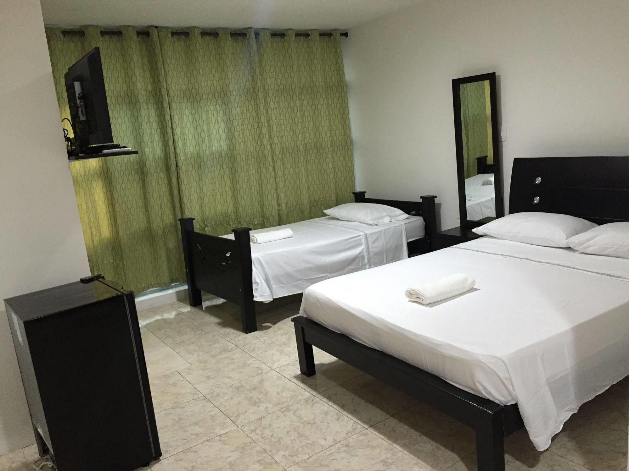 Hostal Central Beach San Andrés エクステリア 写真