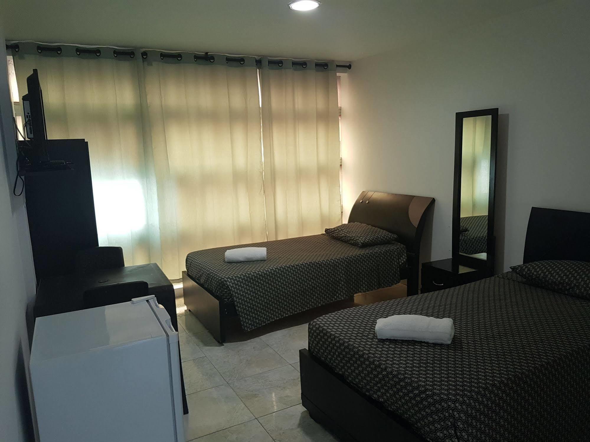 Hostal Central Beach San Andrés エクステリア 写真
